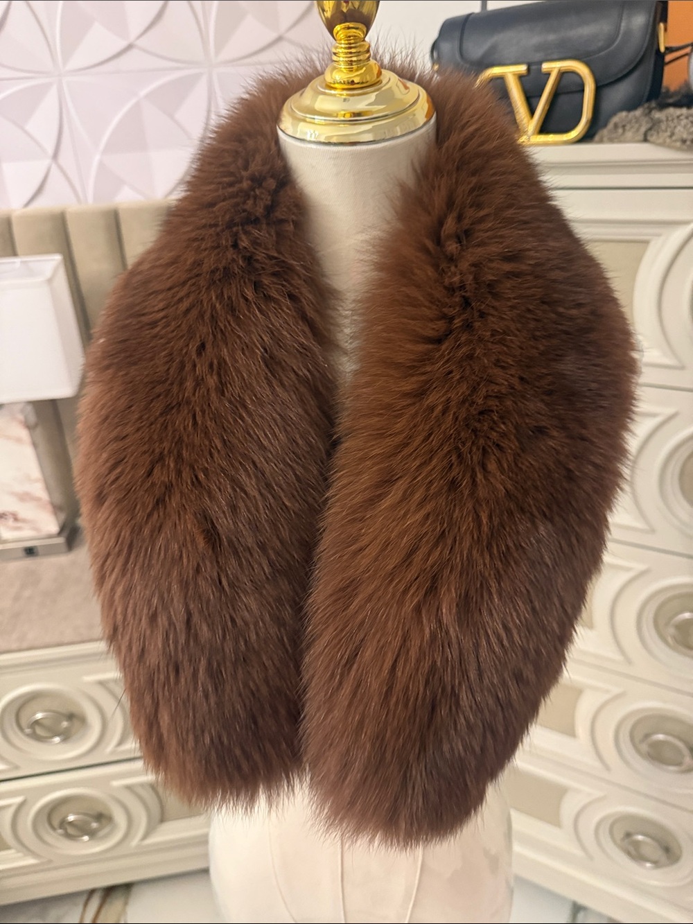 Saga furs platinum tag thick collar